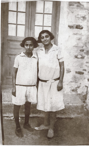 Orphan sisters Suzanne and Sevart, Syra, 1927