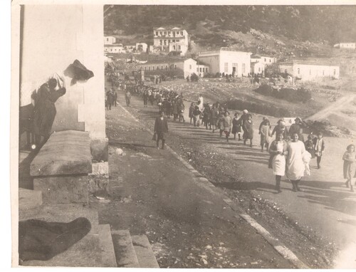 Children file to dinner in the winter resort. Edipsos, c. 1923.